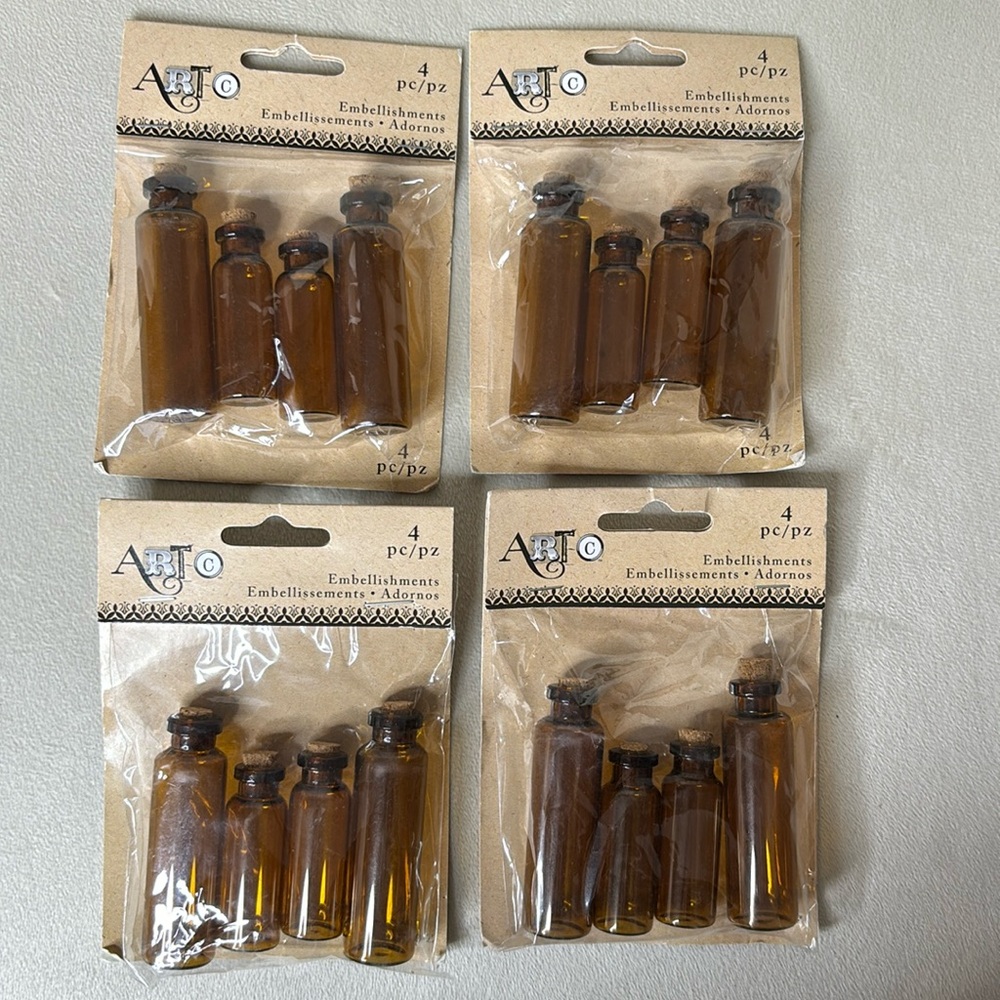 Mini Glass Bottles with Corks